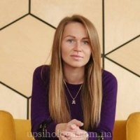 Аліна Гребенюкова