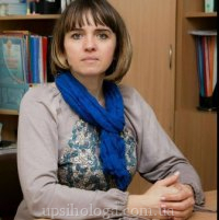Олена Криворучко