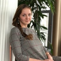 Олена Татарнікова